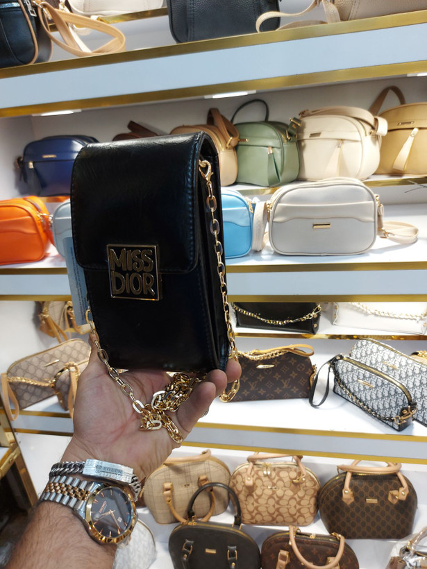کیف زنانه رودوشی زنجیری مشکی مجلسی BP- 1899